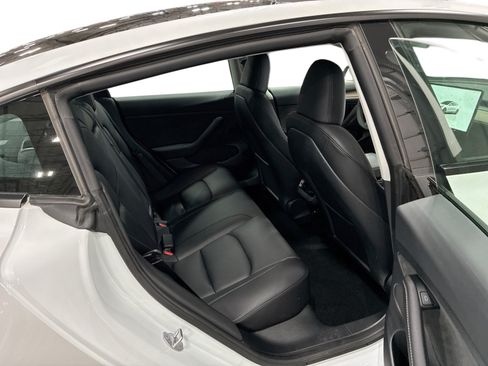 Certified 2023 Tesla Model 3 Standard Range RWD image 11