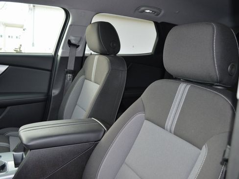 Used 2025 Chevrolet Blazer LT w/ Driver Confidence Package image 30