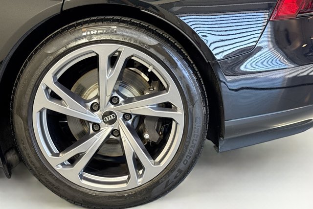 Used 2023 Audi e-tron GT Premium Plus AWD/4WD image 29