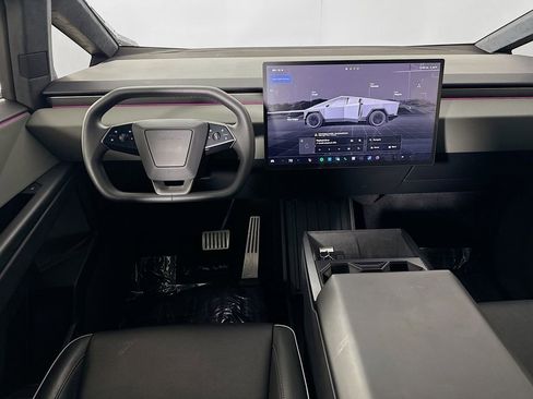 Used 2024 Tesla Cybertruck AWD Crew Cab image 19