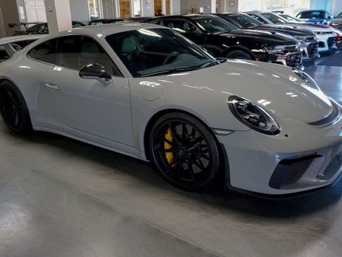 Used 2018 Porsche 911 GT3 image 2
