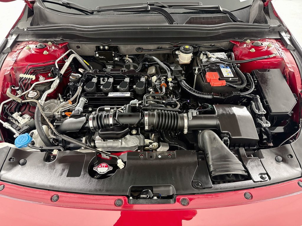 Certified 2018 Honda Accord Sport image 29