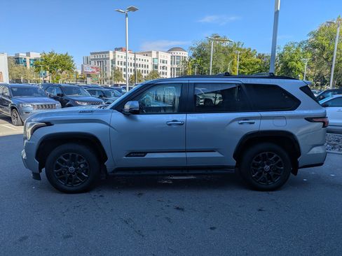 Used 2024 Toyota Sequoia Platinum AWD/4WD image 8