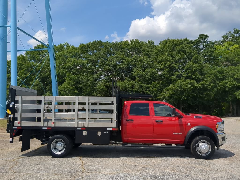 Used 2022 RAM 5500 Tradesman w/ Chrome Appearance Group RWD image 1