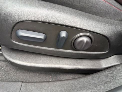 Certified 2025 Chevrolet Blazer RS image 14