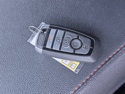 Used 2024 Ford Expedition Max Limited AWD/4WD image 37