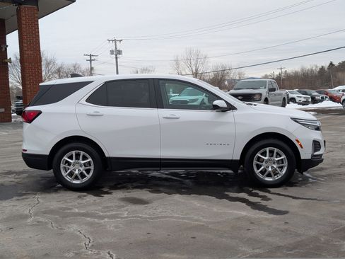 Used 2022 Chevrolet Equinox LT image 11