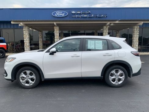 Used 2025 Honda HR-V LX image 6