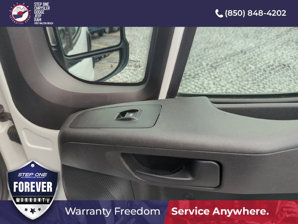 Used 2025 RAM ProMaster 2500 w/ Convenience Group FWD image 25