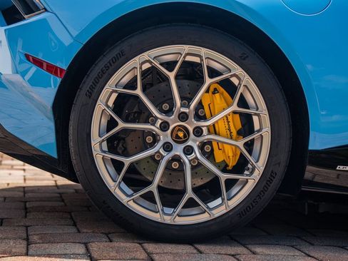 Used 2023 Lamborghini Huracan Tecnica RWD image 13