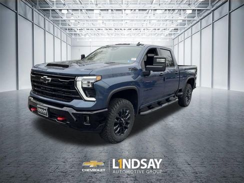 New 2026 Chevrolet Silverado 3500 LT w/ Trail Boss Package AWD/4WD image 4