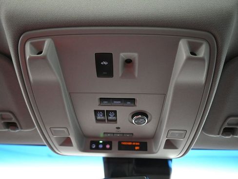 Used 2019 Cadillac Escalade Luxury image 27