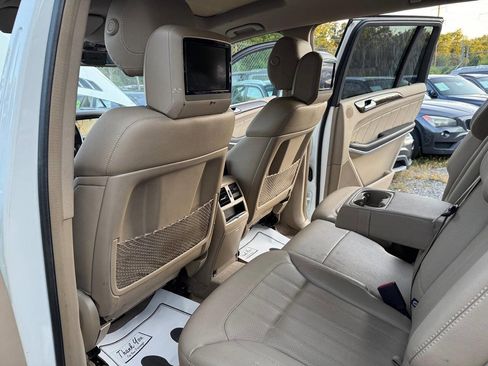 Used 2014 Mercedes-Benz GL 450 4MATIC w/ Lighting Package image 36