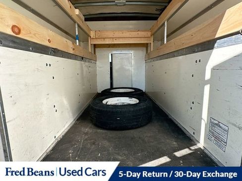 Used 2018 Ford E-350 and Econoline 350 Super Duty w/ Power Windows & Locks Group image 22