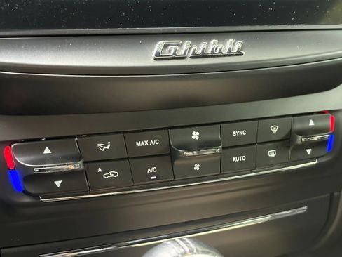 Used 2017 Maserati Ghibli S image 23