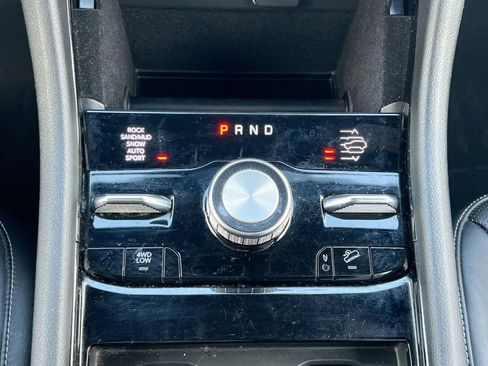 Used 2022 Jeep Grand Cherokee Overland image 32