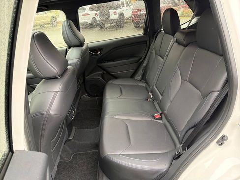 Used 2025 Subaru Forester Limited w/ Popular Package #1 image 16