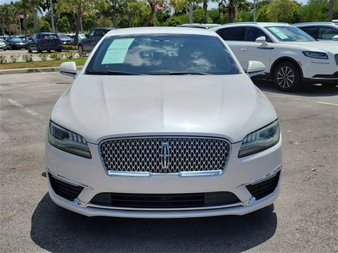 Used 2017 Lincoln MKZ Premiere image 2