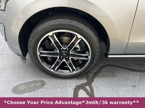 Used 2021 Ford Expedition Limited image 13