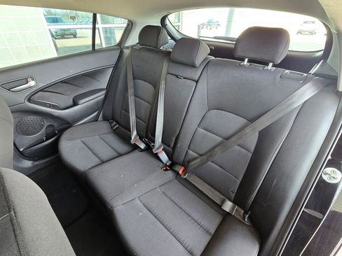 Used 2017 Kia Forte LX image 20