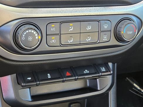 Used 2017 Chevrolet Colorado LT w/ LT Convenience Package image 20