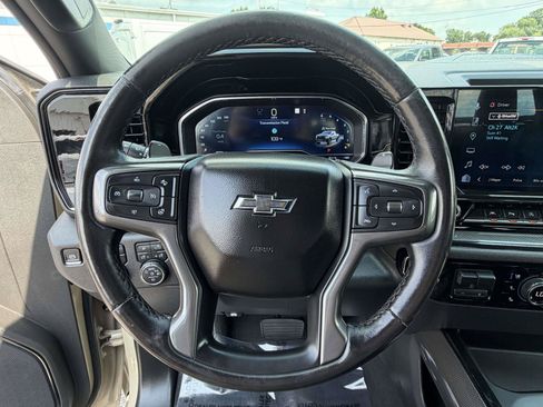 Used 2023 Chevrolet Silverado 1500 ZR2 w/ Technology Package AWD/4WD image 12
