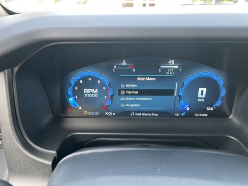 New 2025 Ford Bronco Badlands image 23