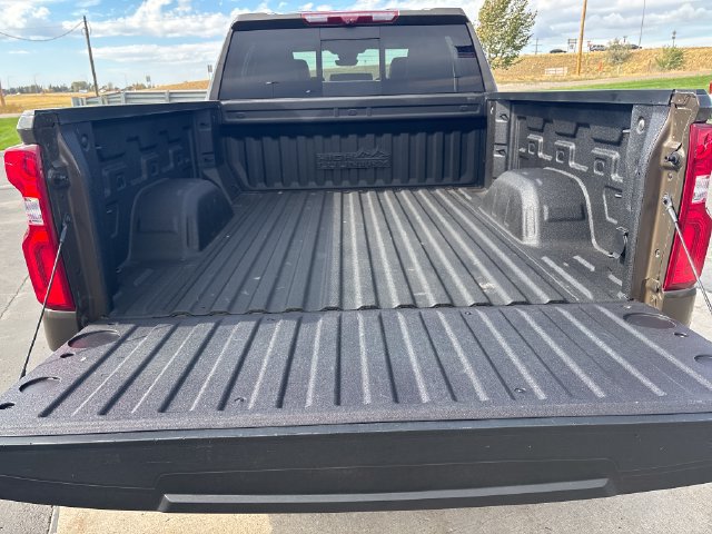Certified 2023 Chevrolet Silverado 1500 High Country w/ Technology Package AWD/4WD image 26