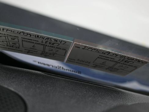 Used 2022 Ford Escape Titanium AWD/4WD image 10