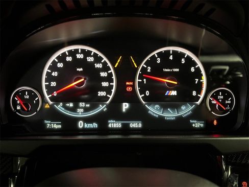 Used 2016 BMW X6 M Base image 30