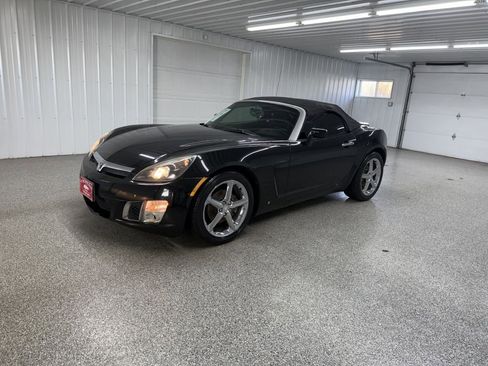 Used 2007 Saturn Sky Red Line image 3