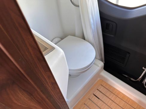 Certified 2020 Mercedes-Benz Sprinter 3500 image 40