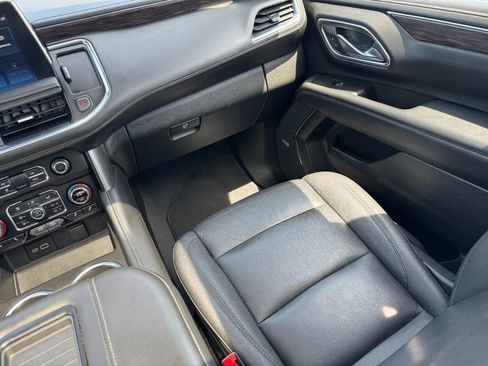Used 2023 Chevrolet Tahoe LT w/ LT Signature Package AWD/4WD image 12