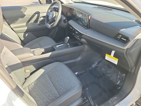 New 2026 Nissan Kicks SV w/ SV Premium Package image 11