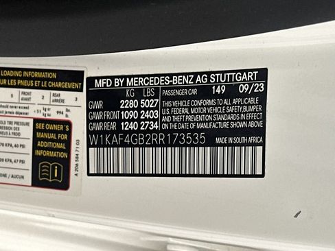 Used 2024 Mercedes-Benz C 300 Sedan image 9