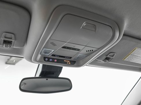 Used 2024 Chevrolet Equinox Premier w/ LPO, Floor Liner Package image 24