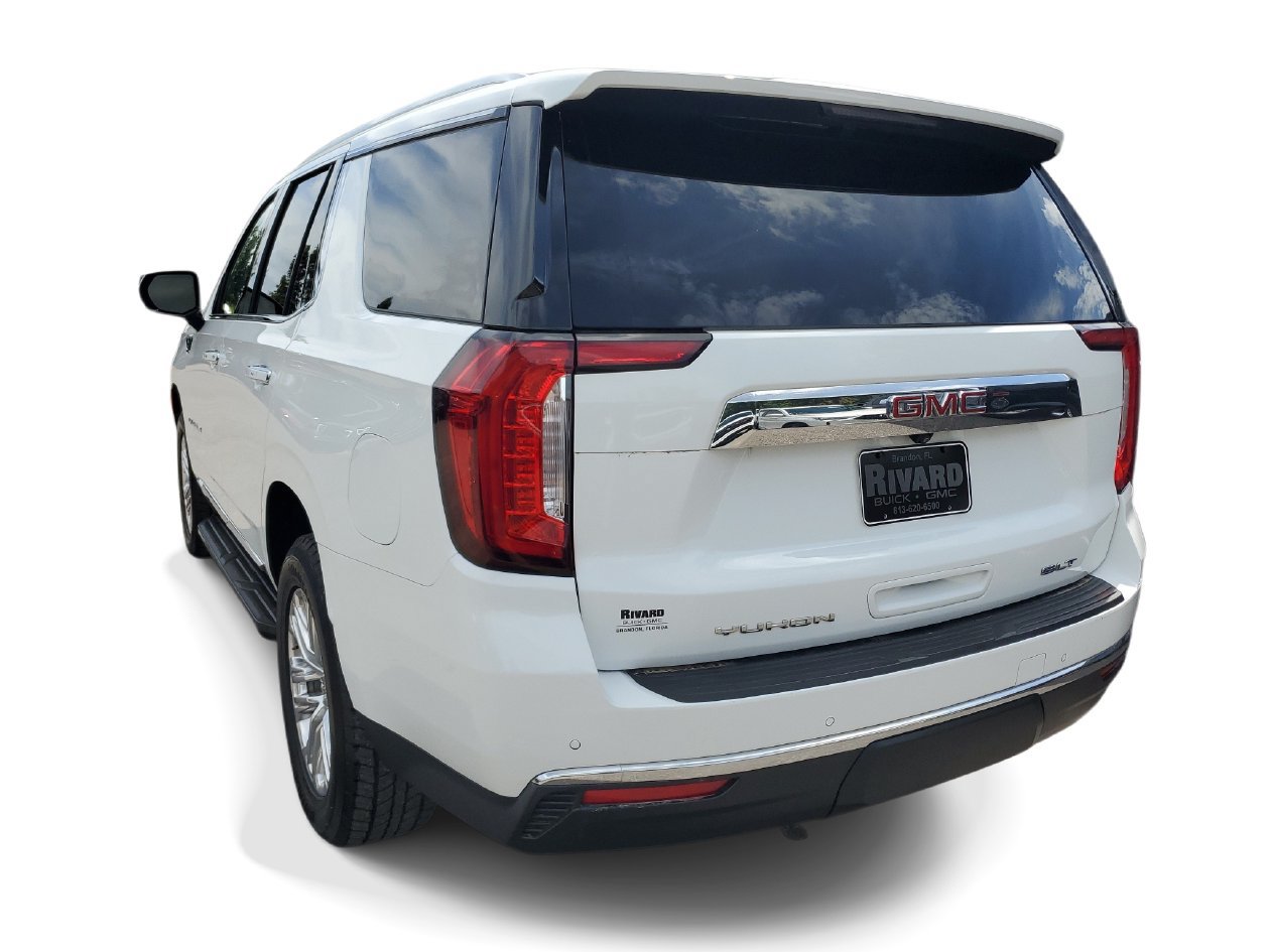 Used 2024 GMC Yukon SLT AWD/4WD image 3