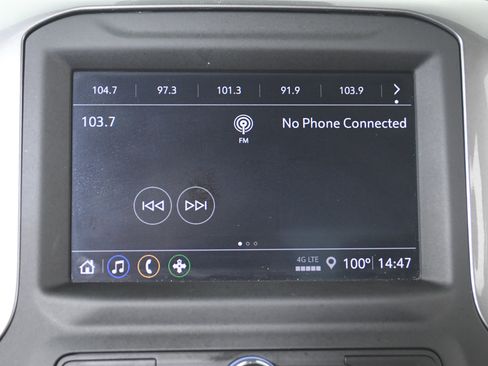 Used 2023 Chevrolet Silverado 1500 Custom image 15