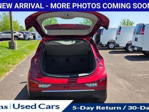 Used 2019 Chevrolet Bolt LT FWD image 8