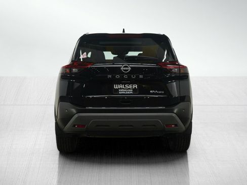 Used 2022 Nissan Rogue SV w/ SV Premium Package image 4