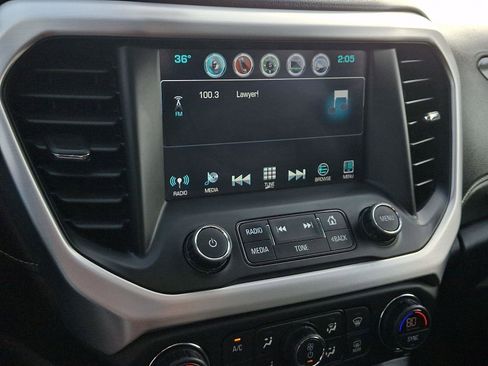 Used 2019 GMC Acadia SLT image 18