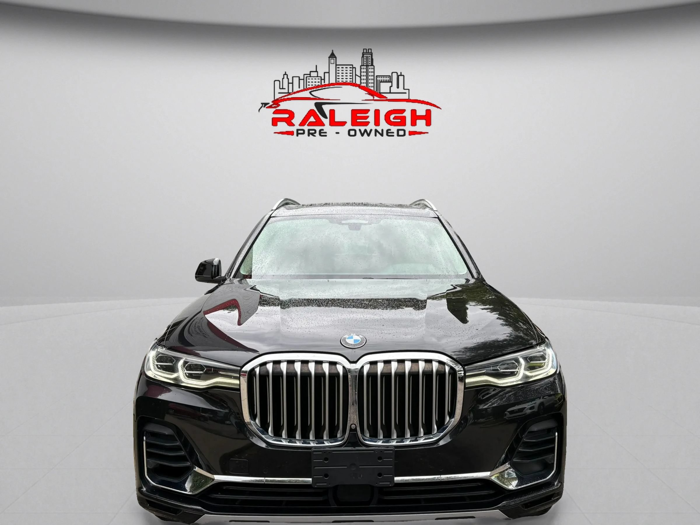 Used 2019 BMW X7 xDrive50i w/ Premium Package AWD/4WD image 2