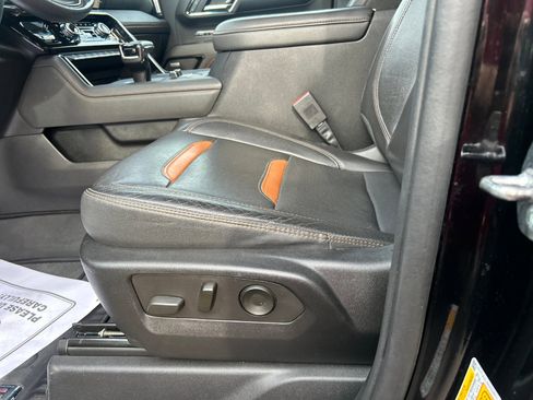 Used 2022 GMC Sierra 1500 AT4 w/ AT4 Premium Package image 14