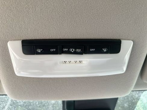 Used 2024 Nissan Versa S w/ Trunk Package FWD image 41