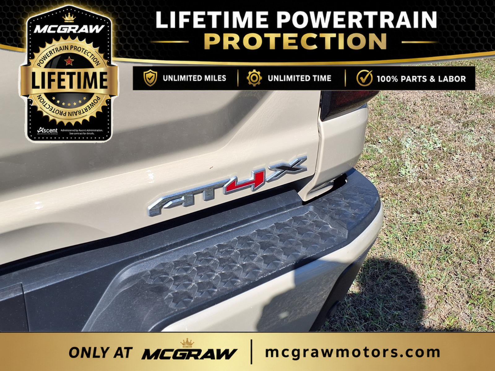 Used 2024 GMC Canyon AT4X AWD/4WD image 5