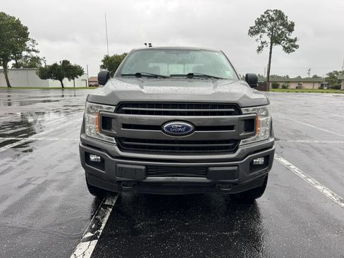 Used 2018 Ford F150 XLT w/ Equipment Group 302A Luxury AWD/4WD image 3