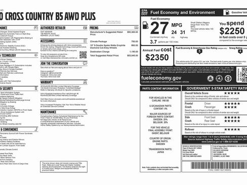 Used 2025 Volvo V60 B5 Cross Country Plus image 4