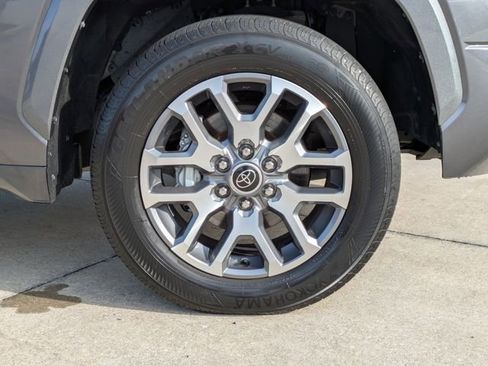 Used 2023 Toyota Tundra 1794 Edition image 11