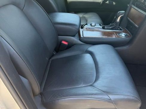 Used 2023 Nissan Armada SL w/ Captain's Chairs Package RWD image 10
