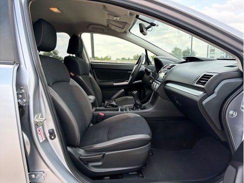 Used 2017 Subaru Crosstrek 2.0i Premium AWD/4WD image 14